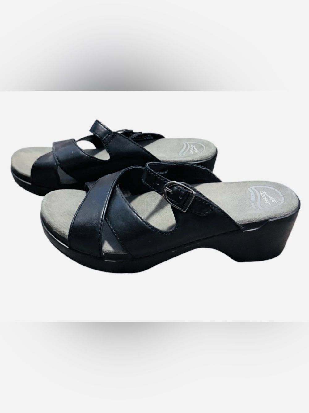 Dansko Sela women’s 10 black leather slide sandals with crisscross straps - Picture 1 of 9